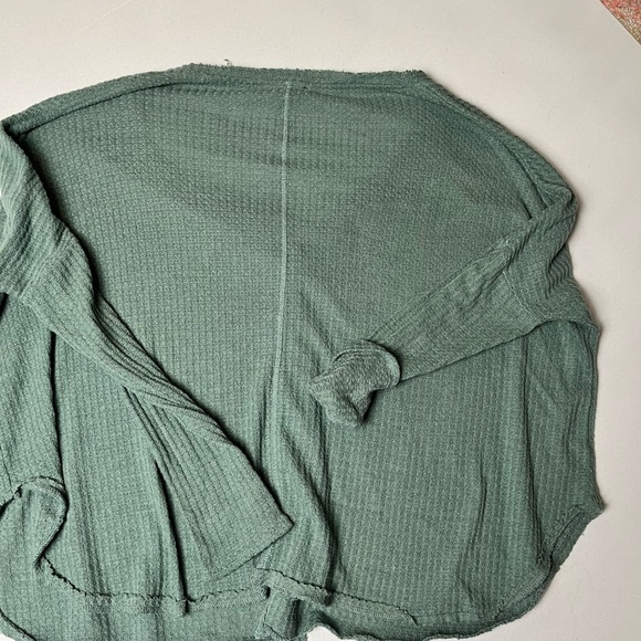 Urban outfitters sage green waffle knit long sleeve - Picture 2 of 5